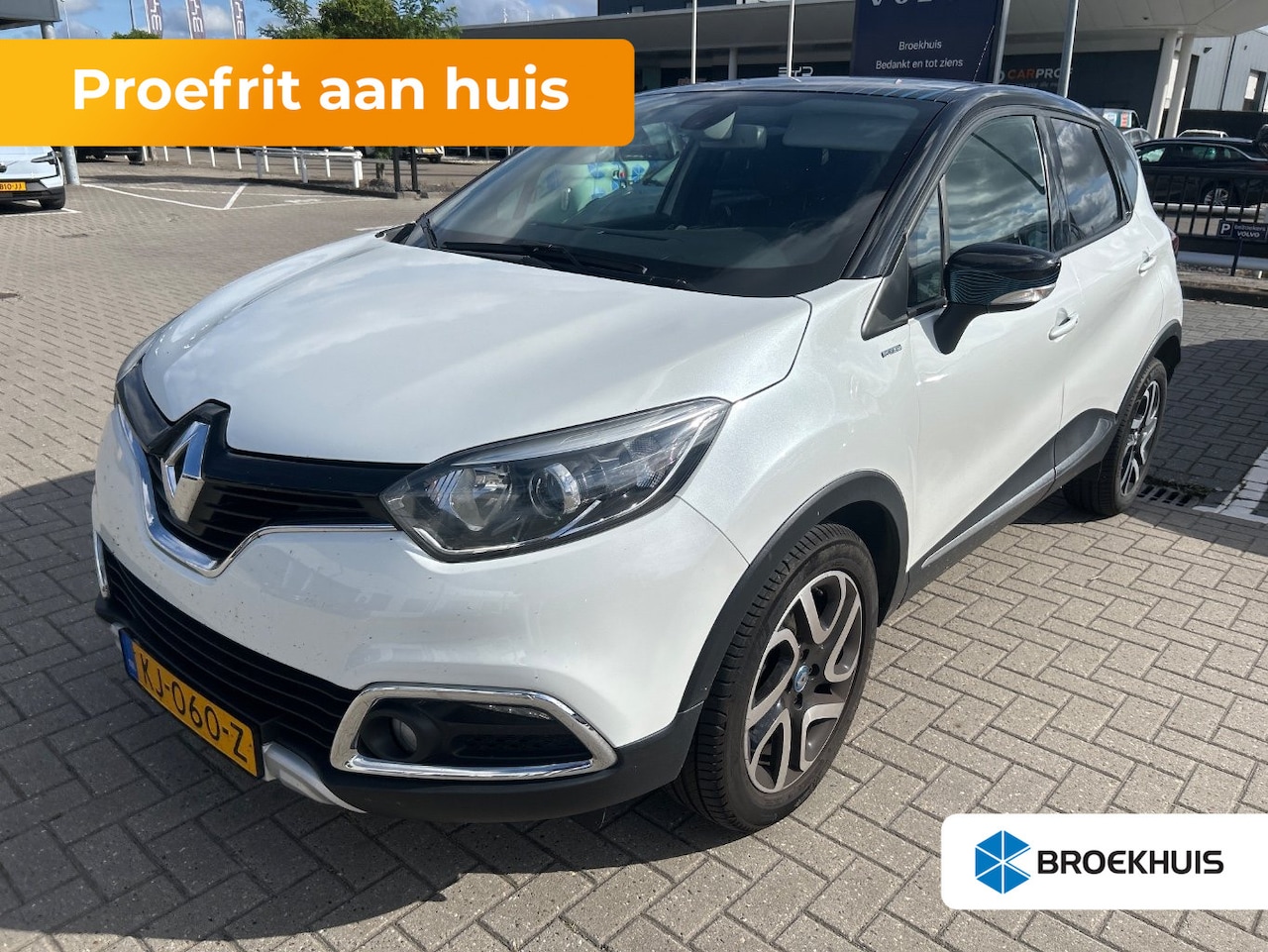 Renault Captur - 1.2 TCe Wave Automaat! | Camera | Cruise | LMV | Bluetooth | Navigatie! | Leder/Stof | PDC - AutoWereld.nl