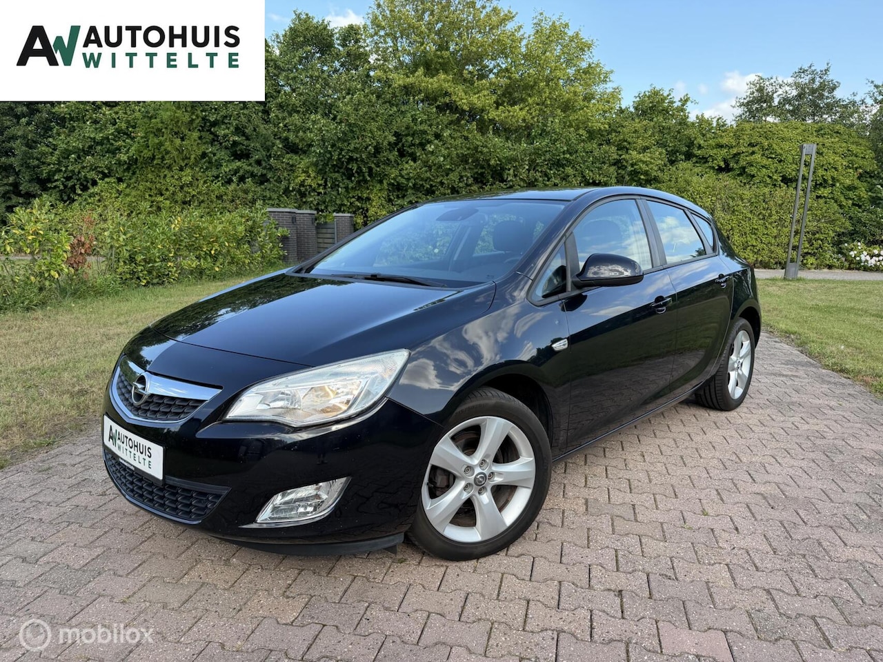 Opel Astra - 1.4 Turbo Edition 1.4 Turbo Edition, Trekhaak, Airco, Cruise - AutoWereld.nl