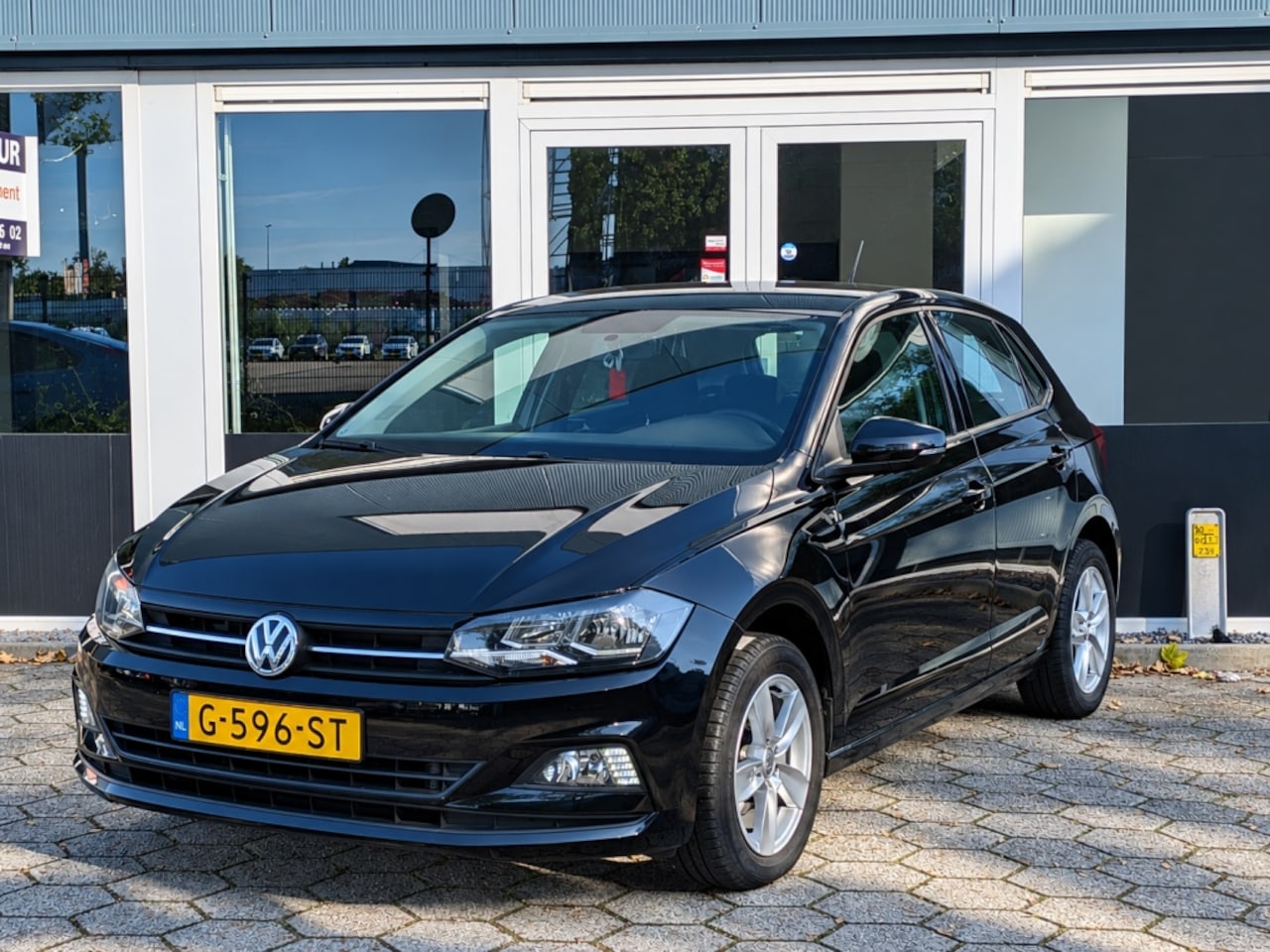 Volkswagen Polo - 1.0 TSI Comfortlinel Carplay Navi Airco Cruise - AutoWereld.nl