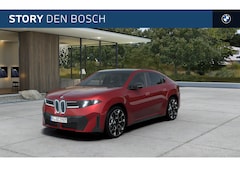 BMW X4 - iX4 50 xDrive M Sport / Trekhaak / Panoramadak / 3D Head-Up / Harman Kardon / Getint glas