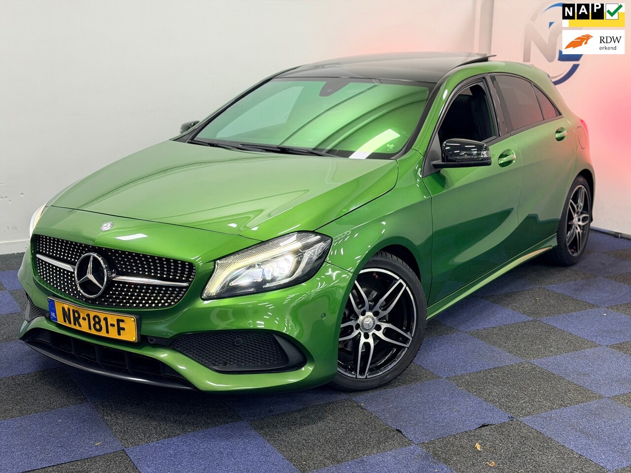 Mercedes-Benz A-klasse - 180 Ambition / PANORAMADAK / AUTOMAAT / DEALER ONDERHOUDEN - AutoWereld.nl