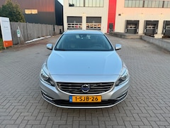 Volvo V60 - 2.4 D6 AWD Plug-In Hybrid Summum CLIMA LEER GRIJS 2013