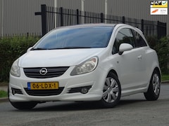 Opel Corsa - 1.4-16V Color Edition NAP/AIRCO/CRUISE/APK
