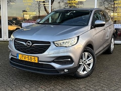 Opel Grandland X - 1.2 Turbo Innovation / 130Pk / Automaat / Carplay