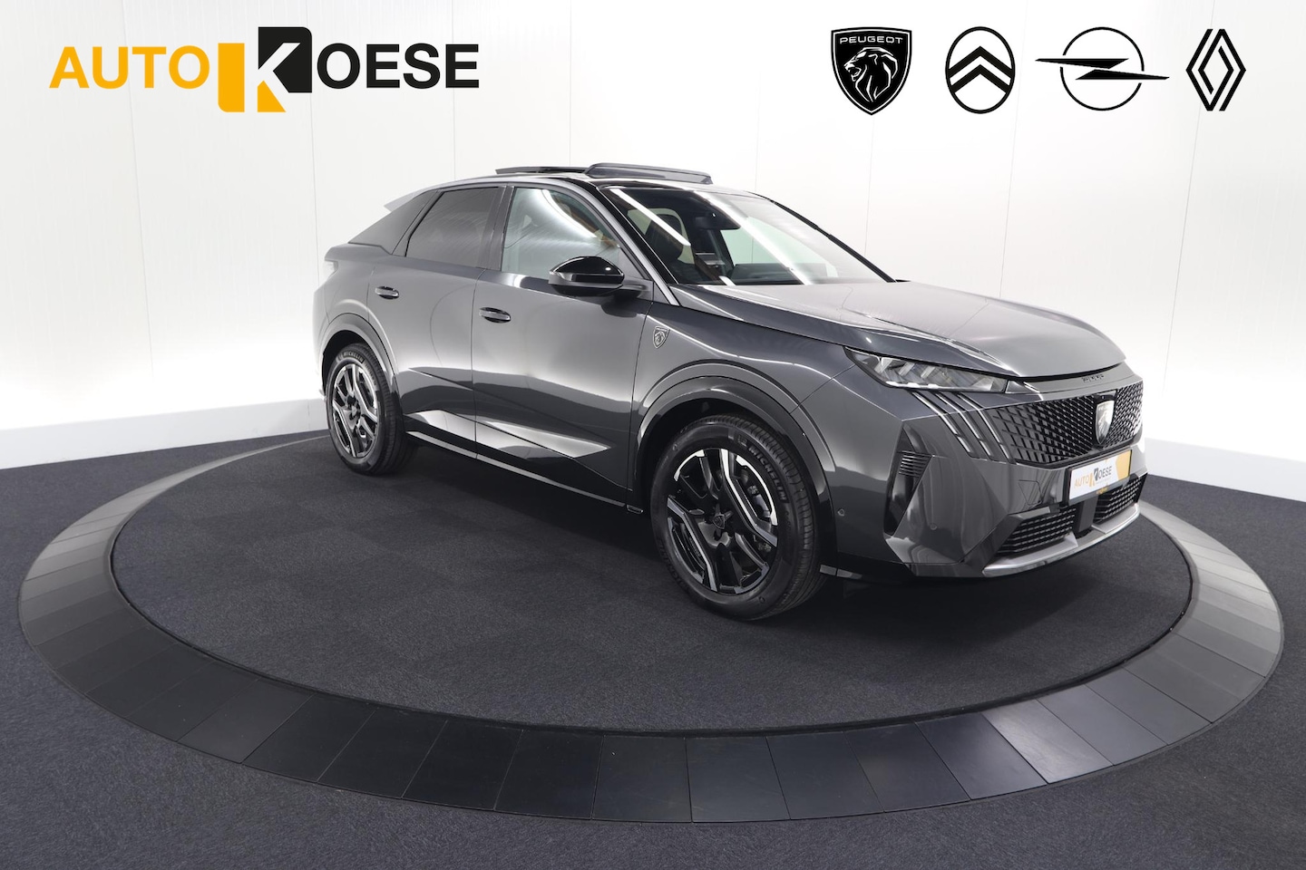 Peugeot e-3008 - GT Avantage 210 73 kWh | Schuif-/Kanteldak | Warmtepomp | 360 Vision & Drive Plus Pack | E - AutoWereld.nl