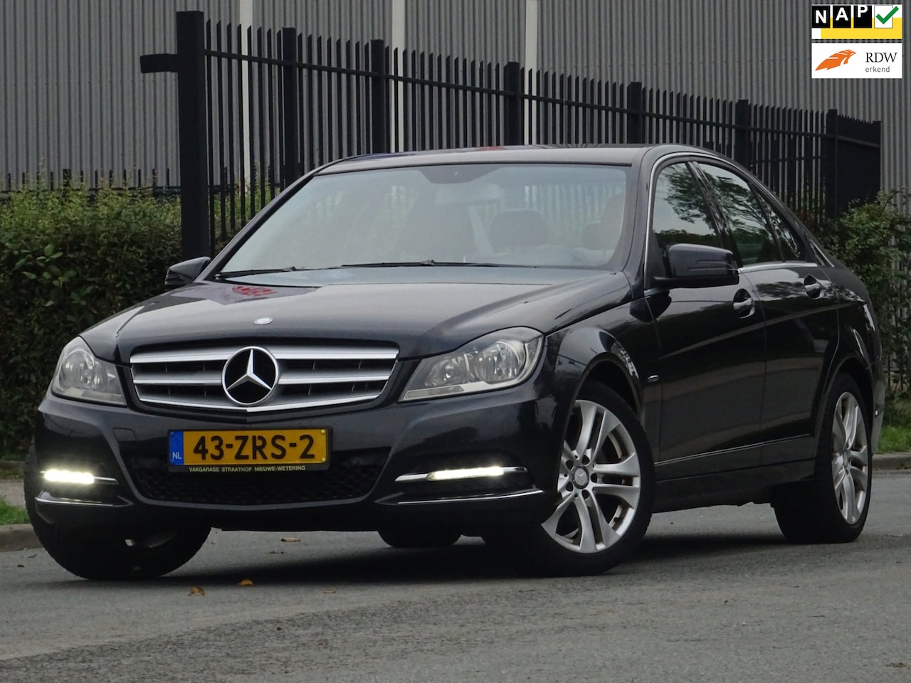 Mercedes-Benz C-klasse - 180 Avantgarde NAP/LEER/NAVI/PDC/APK - AutoWereld.nl