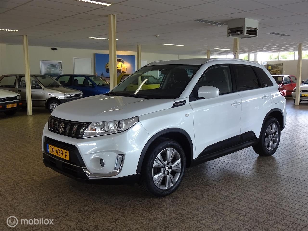 Suzuki Vitara - 1.0 Boosterjet 112PK Select Navigatie - AutoWereld.nl