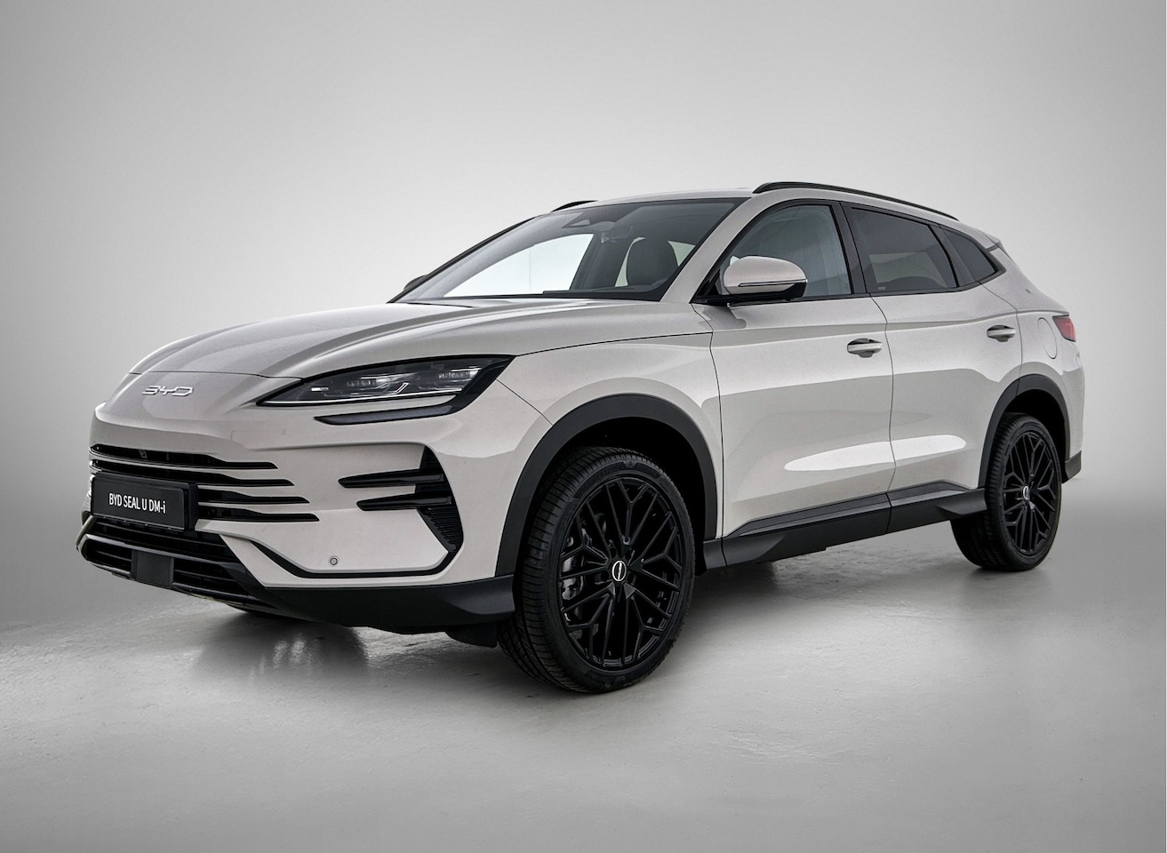 BYD Seal U - 1.5 DM-i FWD Boost | Louwman Black Edition | Uit voorraad leverbaar | - AutoWereld.nl
