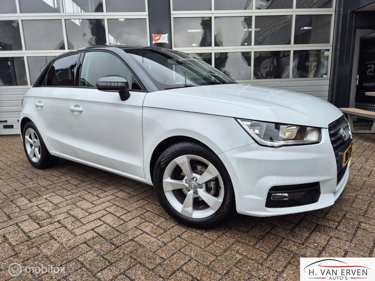 Audi A1 Sportback - 1.0 TFSI NAVI PDC HALF LEDER CRUISE - AutoWereld.nl