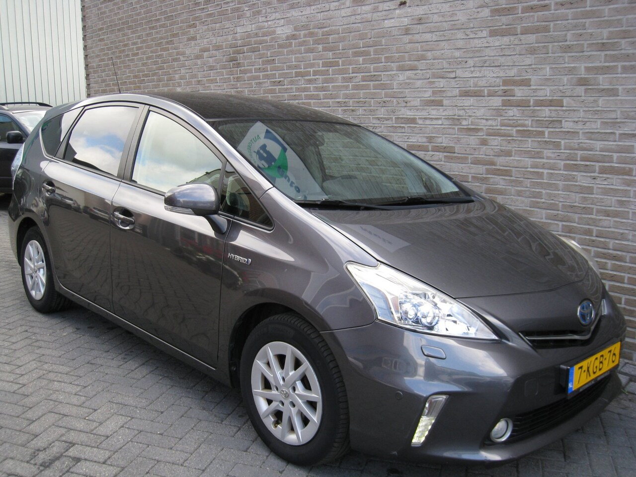 Toyota Prius Wagon - 1.8 Dynamic Business - 2eig! - Dealer onderhouden - Panoramadak - - AutoWereld.nl