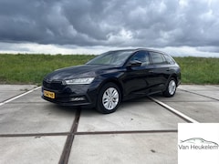 Skoda Octavia Combi - 1.0 e-TSI DSG Business Edition | CLIMA | SUNSET | STOEL & STUURWIEL VERWARMING