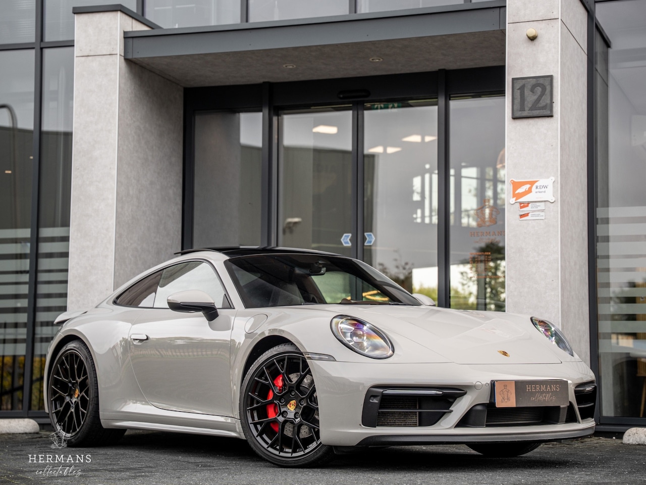 Porsche 911 - 3.0 Carrera 4 S / Kreide / Burmester / Carbon / Sport-Design / PPF - AutoWereld.nl