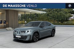 BMW X4 - iX4 50 xDrive M Sport / Trekhaak/ Panoramadak / M Sportstoelen / 3D Head-Up / Harman Kardo