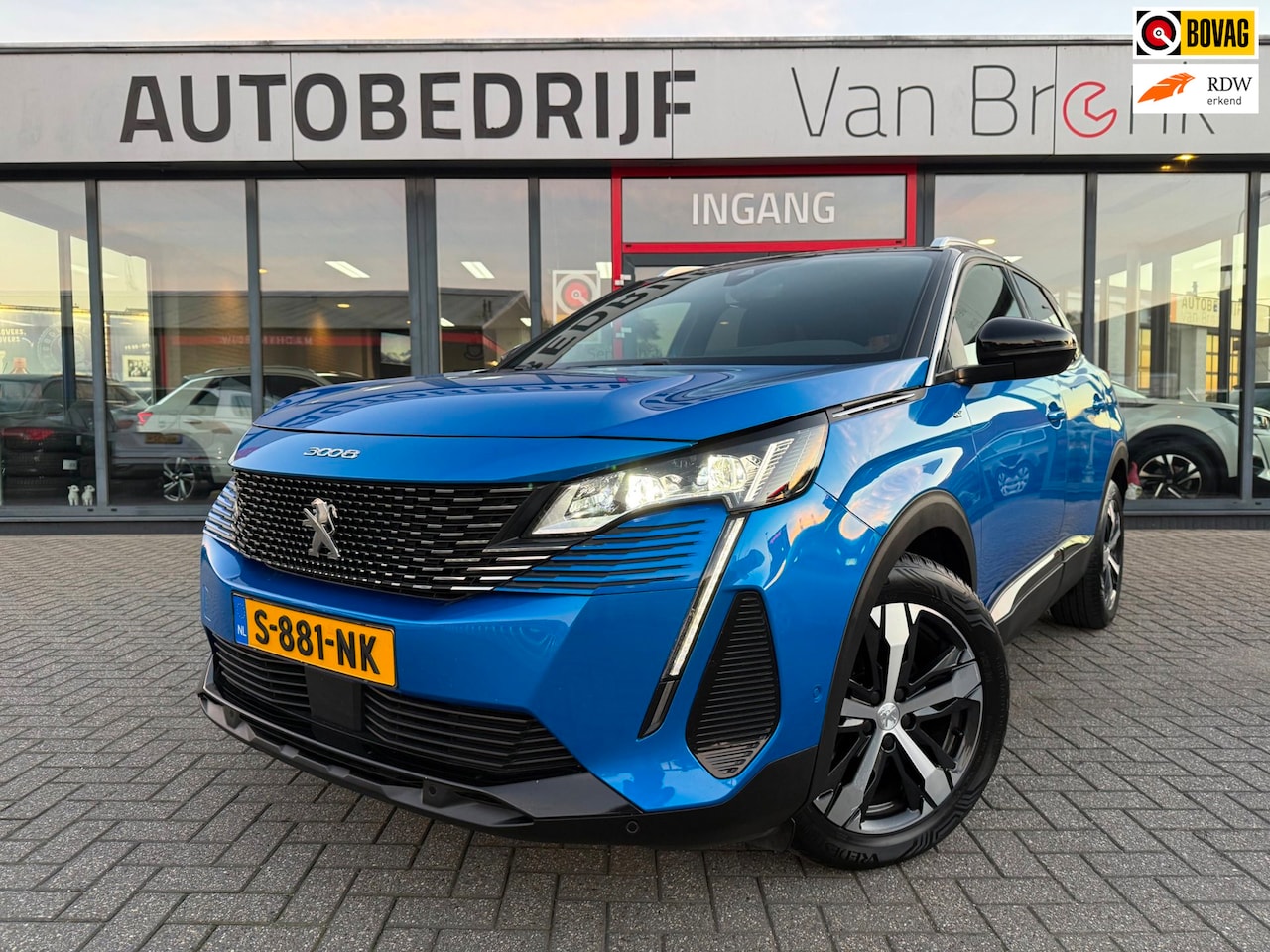 Peugeot 3008 - 1.2 130PK GT | Trekhaak | ACC | Dodehoekdetectie - AutoWereld.nl