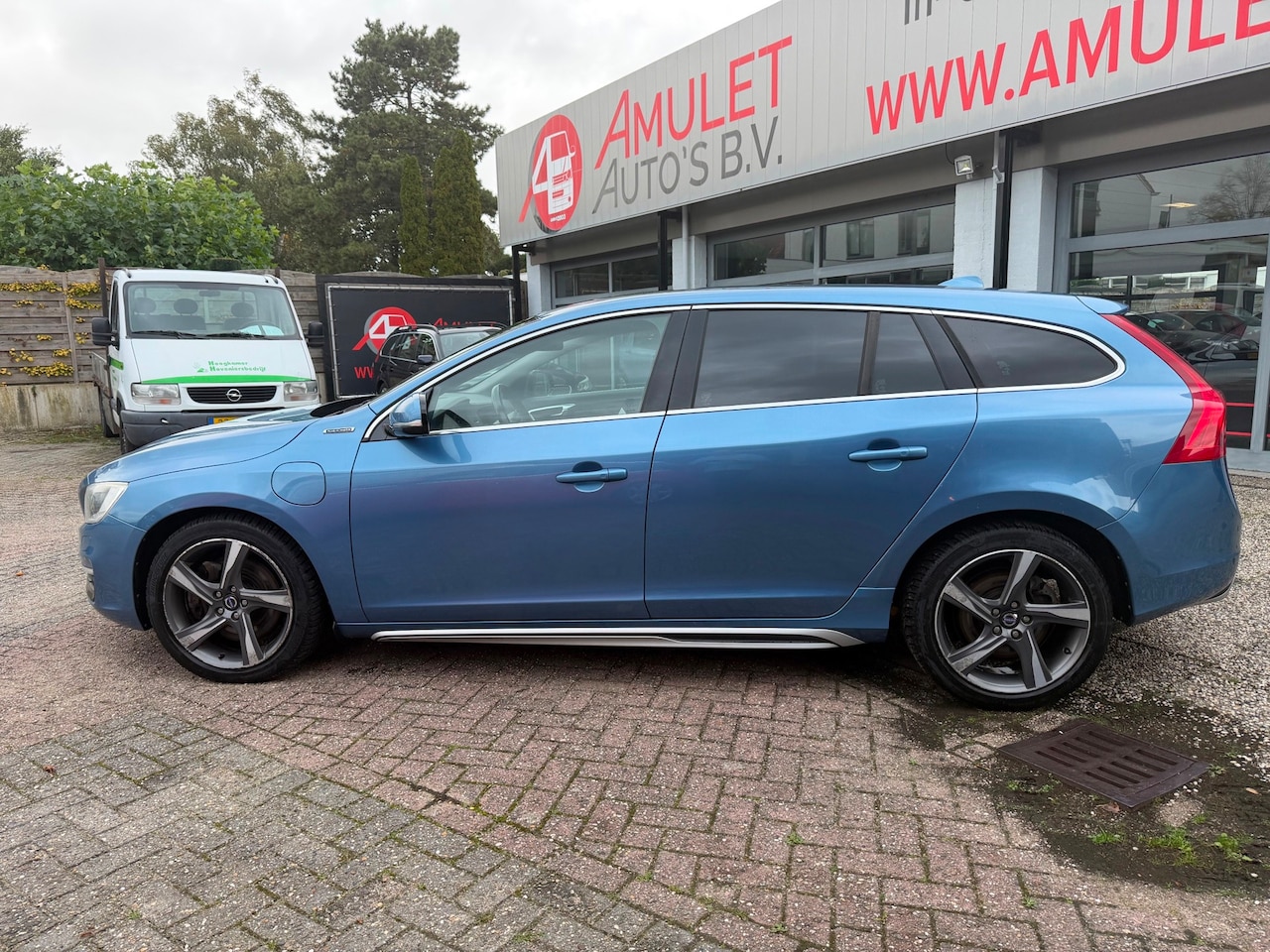 Volvo V60 - 2.4D6,AUT.AWD,Plug-In Hybrid Summum - AutoWereld.nl