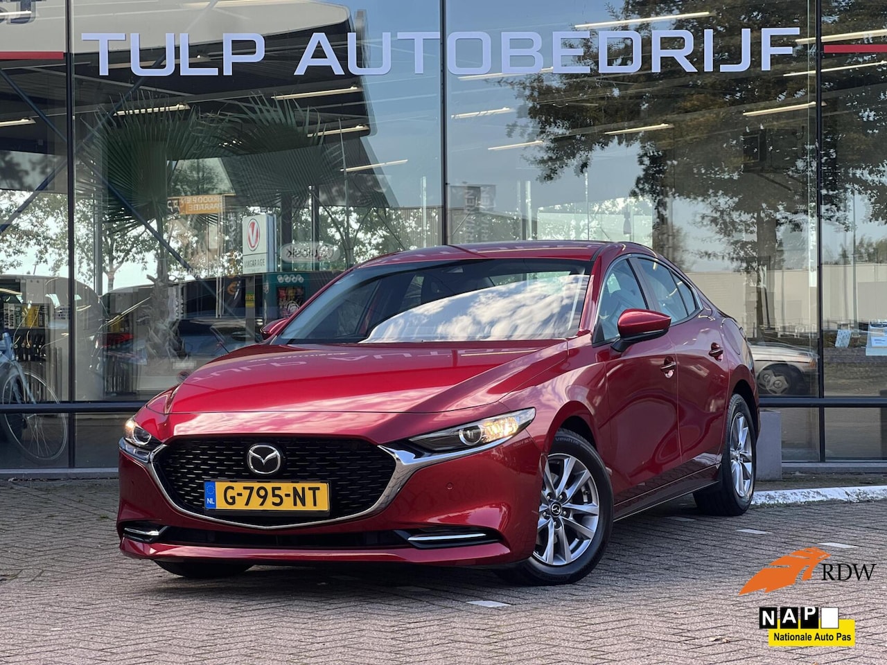 Mazda 3 - 2.0 e-SkyActiv-X M Hybrid 180 Comfort met Bose Mooi! - AutoWereld.nl