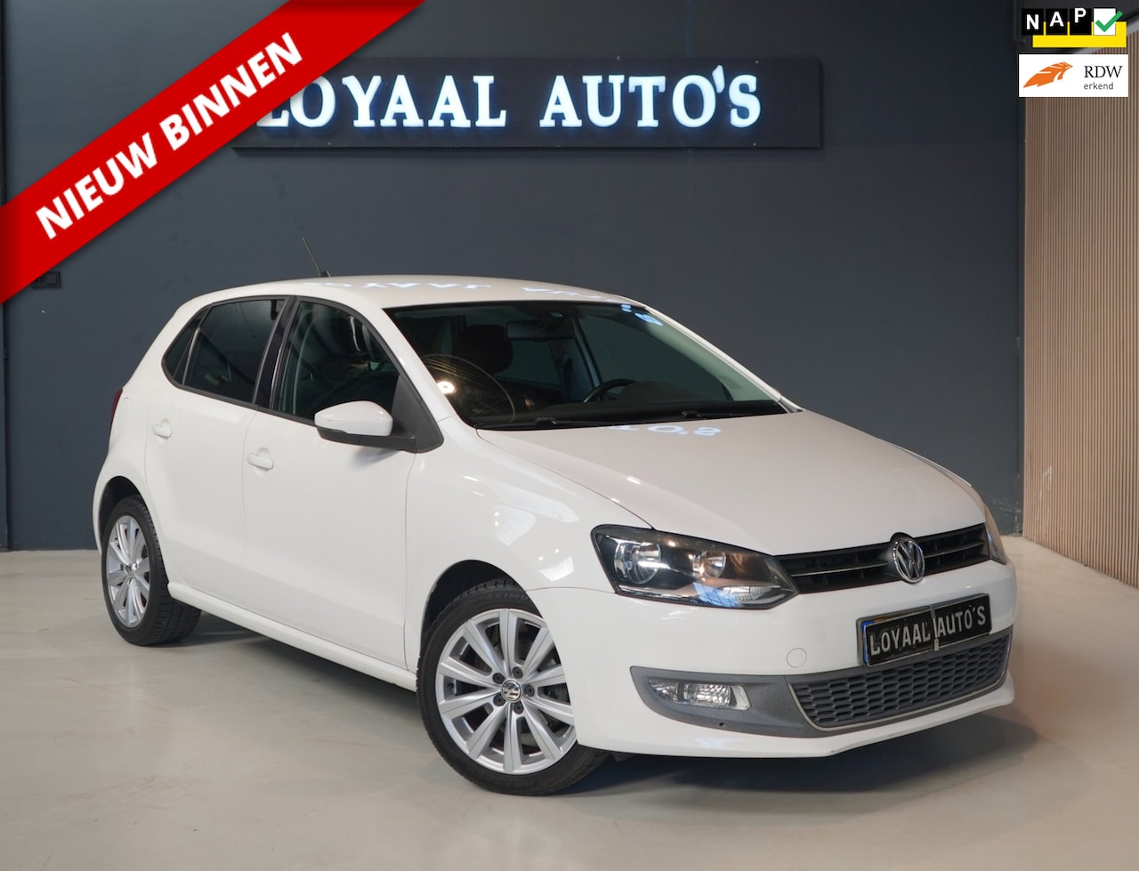 Volkswagen Polo - 1.4-16V Highline | AIRCO | NAVI | NAP | ELEK. RAMEN | APK - AutoWereld.nl
