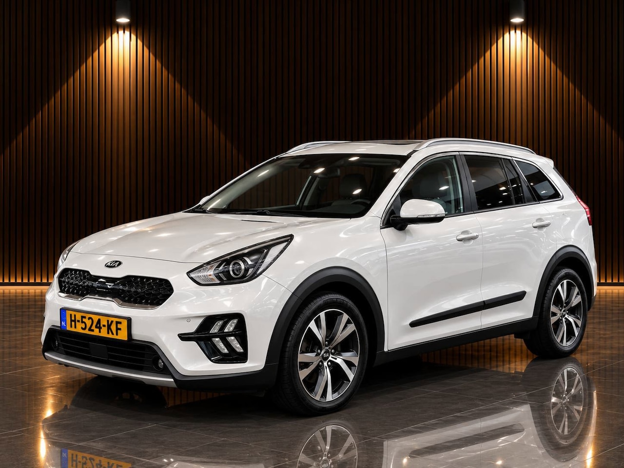 Kia Niro - 1.6 GDi Hybrid DynamicLine 1.6 GDi Hybrid DynamicLine - AutoWereld.nl