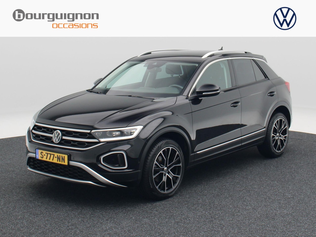 Volkswagen T-Roc - 1.5 TSi 150 Pk Automaat Style | Full LED | Stoelverwarming | Trekhaak | Adaptive Cruise | - AutoWereld.nl
