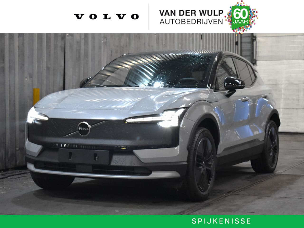 Volvo EX30 Cross Country - Cross Country P5 Long Range 69kWh/272PK Plus Europa | Getint Glas | - AutoWereld.nl