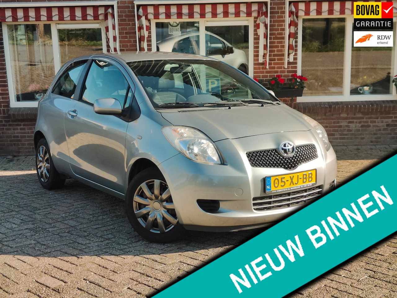 Toyota Yaris - 1.3 VVTi Sol MMT Aut. Airco C.V. - RIJKLAAR - - AutoWereld.nl