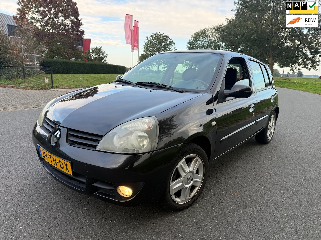 Renault Clio - 1.2-16V Campus AIRCO/NAP/APK - AutoWereld.nl
