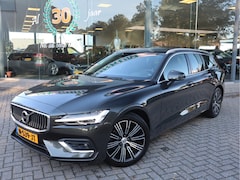 Volvo V60 - 2.0 B4 Inscription Leder, sportstoelen, panodak, trekhaak Dealeronderhouden