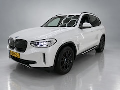 BMW iX3 - Executive 80 kWh SOH 96% 3 Fase [trekhaak Panorama Navi Apple / Andr