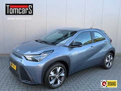 Toyota Aygo X - Hybrid 116PK Active Automaat Nieuw uit voorraad Camera/Stoelverwarming/Adapt.Cruise/ Carpl