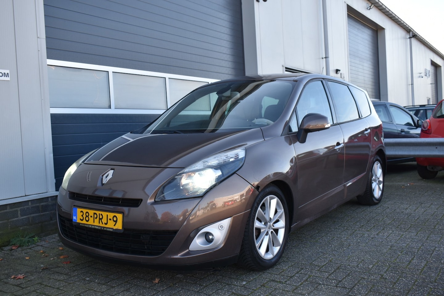 Renault Grand Scénic - 2.0 Dynamique 7p. Automaat - AutoWereld.nl