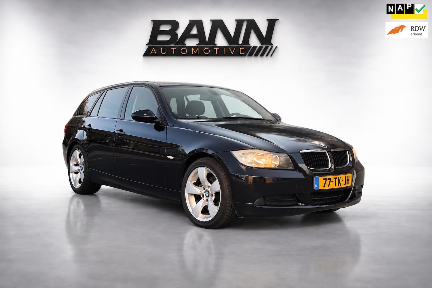 BMW 3-serie Touring - 318i Business Line|clima|navi - AutoWereld.nl