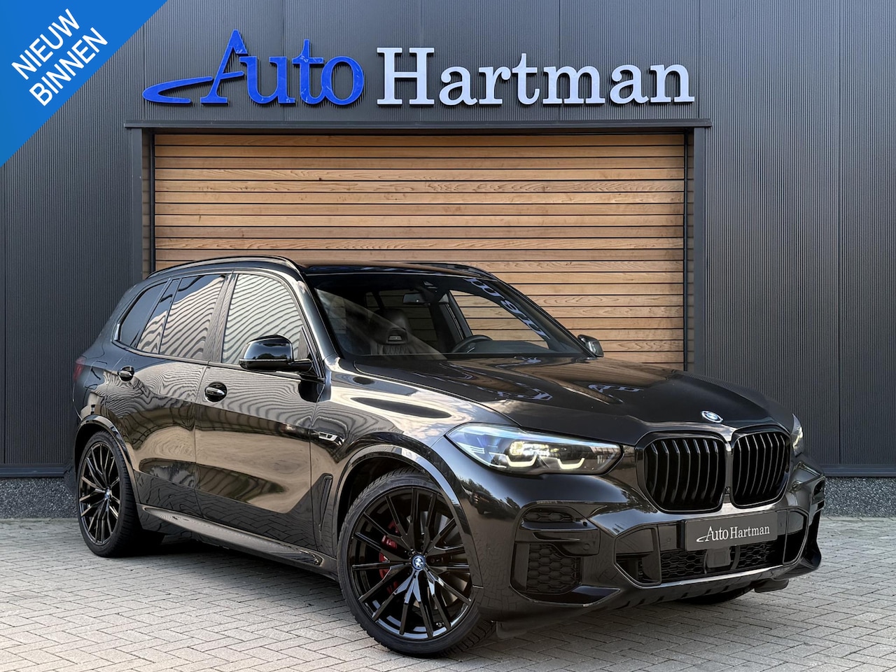 BMW X5 - xDrive45e High Executive M-Sport M-SEATS|STOELVENTILATIE|TREKHAAK|22 INCH| - AutoWereld.nl