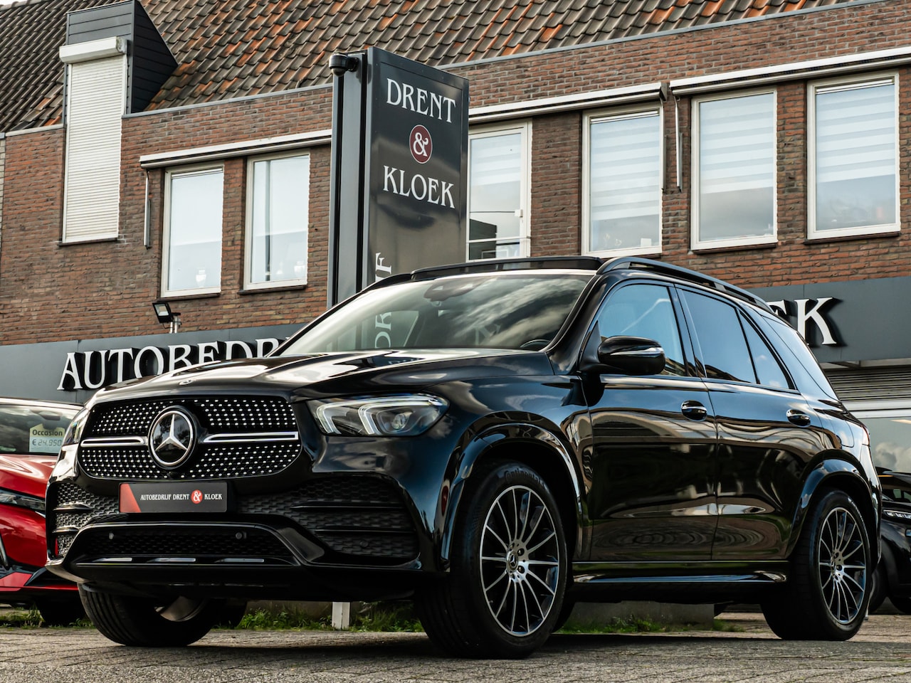 Mercedes-Benz GLE-Klasse - 350 e 4MATIC Premium Plus PANO BURMESTER MEMORY STOELEN NAPPA LEER ELEK TREKHAAK BOMVOL!! - AutoWereld.nl