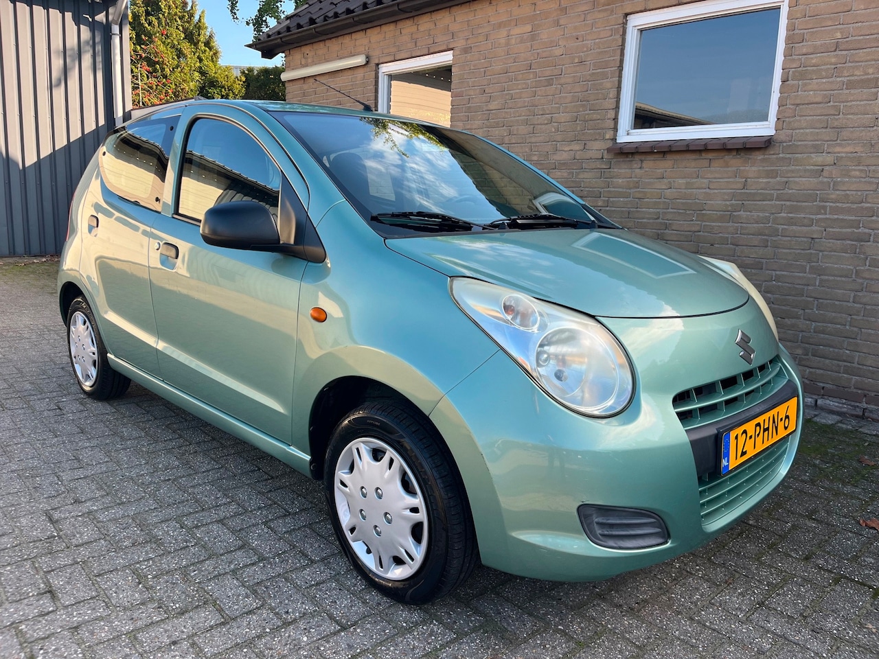 Suzuki Alto - 1.0 Comfort 2011 APK - AutoWereld.nl