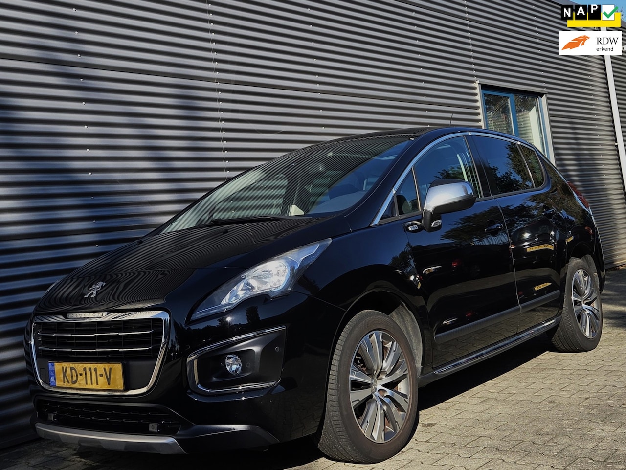Peugeot 3008 - 1.2 PureTech Style 08-2016 Zwart Metallic APK NIEUW!! - AutoWereld.nl