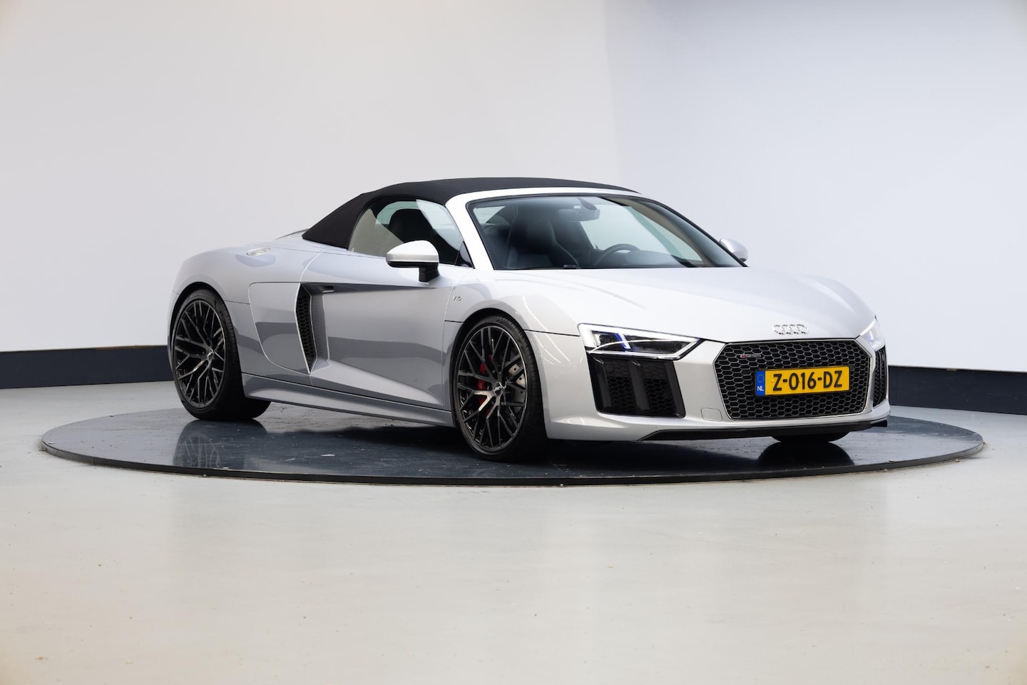 Audi R8 Spyder - 5.2 FSI quattro | Carbon | B&O | Sportuitlaat | - AutoWereld.nl