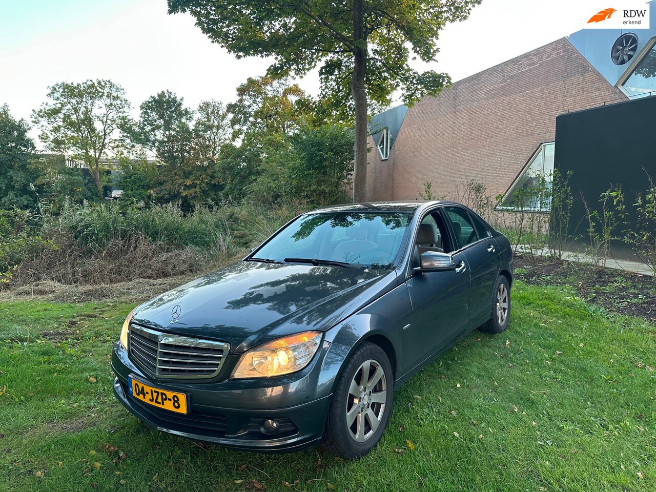 Mercedes-Benz C-klasse - 180 K BlueEFFICIENCY Airco Automaat Leder - AutoWereld.nl