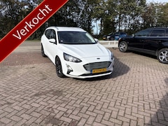 Ford Focus Wagon - 1.0 EcoBoost Hybrid Trend Edition Business TREKHAAK CRUISE CAMERA