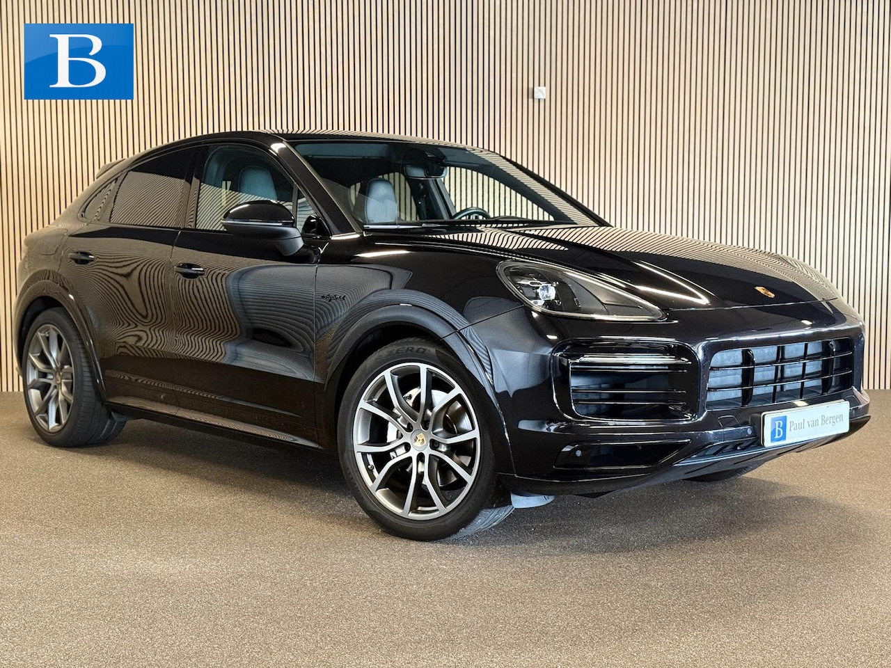 Porsche Cayenne Coupé - 3.0 E-Hybrid SPORT DESIGN-LUCHTVERING-PANORAMA-SPORT CHRONO-COMPLEET - AutoWereld.nl