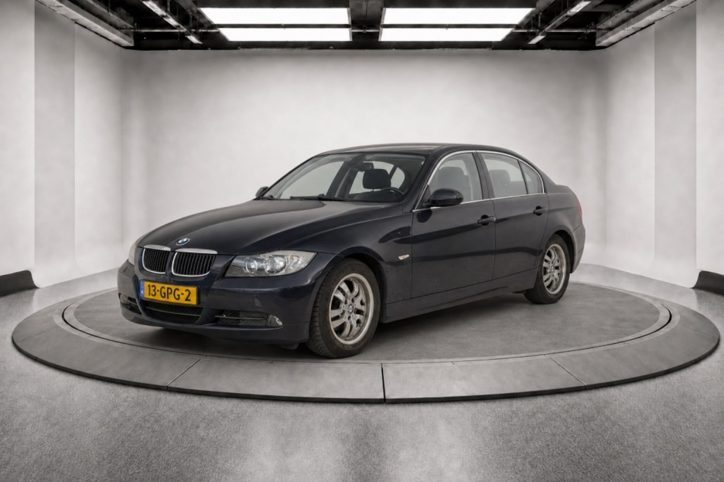 BMW 3-serie - 320 i 320i - AutoWereld.nl