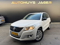 Volkswagen Tiguan - 1.4 TSI Easyline Pano Stoelverwarming