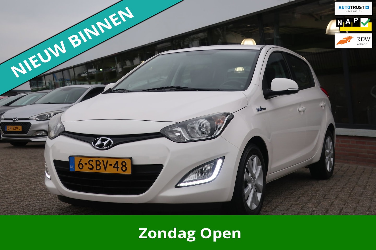 Hyundai i20 - 1.2i i-Deal LED_AIRCO_NAVI_LMV_NAP. - AutoWereld.nl