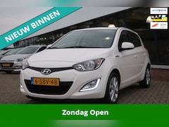Hyundai i20 - 1.2i i-Deal LED_AIRCO_NAVI_LMV_NAP