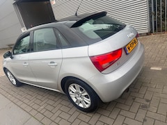 Audi A1 Sportback - 1.2 TFSI Attraction / Automatische Airco / Carplay