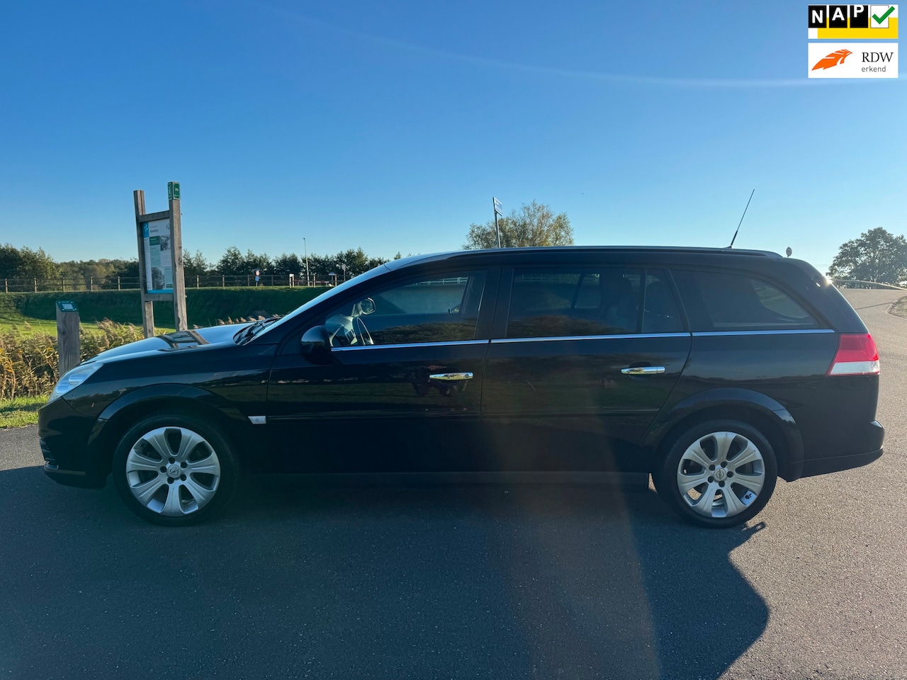 Opel Vectra Wagon - 1.8-16V Executive 1.8-16V Executive - AutoWereld.nl