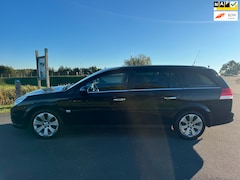 Opel Vectra Wagon - 1.8-16V Executive