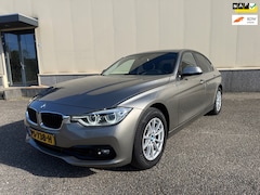 BMW 3-serie - 318i Executive Automaat