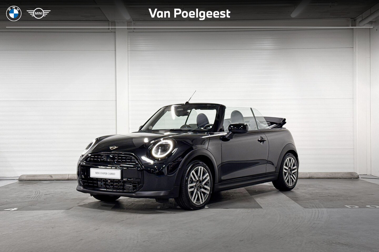 MINI Cabrio - Cooper C Classic | Head-Up Display | Harman/Kardon | Stuurwielverwarming | Comfort Access - AutoWereld.nl