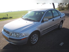 Volvo S40 - 1.8 Europa // 1e eigenaar / dealer onderhouden //