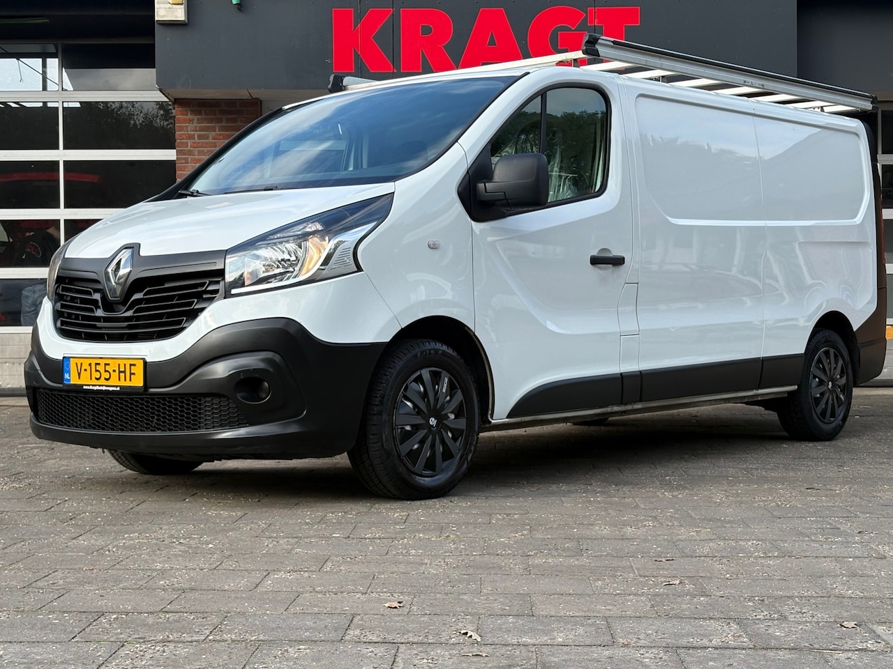 Renault Trafic - 1.6 dCi T29 L2H1|EURO6|NAP|airco|cruise|trekhaak 2000KG|navi|parkeersensoren achter|blueto - AutoWereld.nl